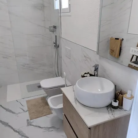 아파트 Wonderful Penthouse With View Playa Vistas *