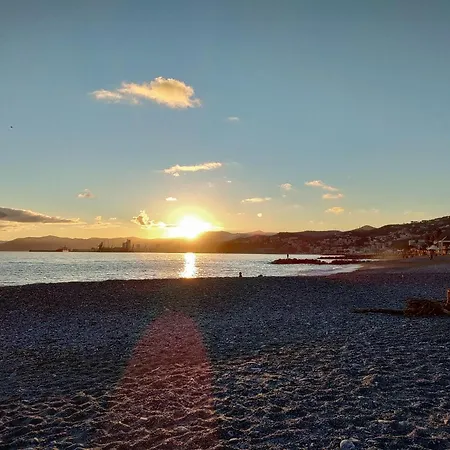 Wonderful Penthouse With View Playa Vistas ארונה