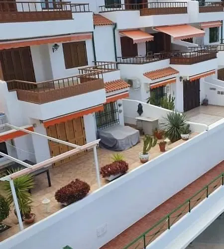 Wonderful Penthouse With View Playa Vistas דירה