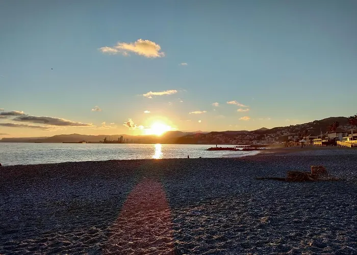 Wonderful Penthouse With View Playa Vistas ארונה