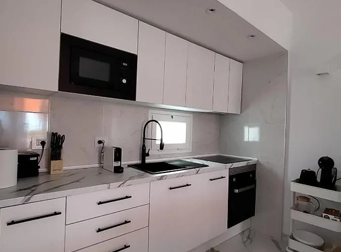 Wonderful Penthouse With View Playa Vistas דירה